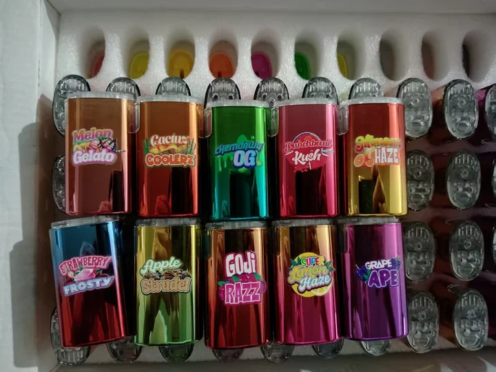 German Whole Melt X Fusion Empty 2g LED Disposable Vape review pote1