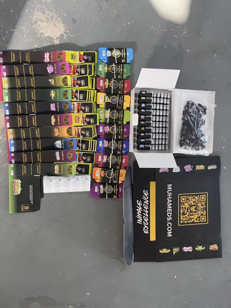 USA Muha Meds Winter Edition 2g LED Empty Disposable Vape review Jennifer