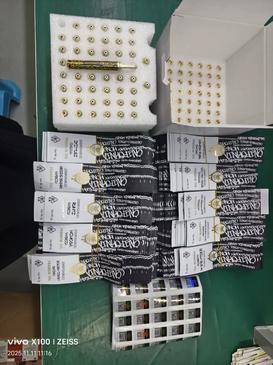 California Honey Empty 1g Disposable Vape review Katharina2