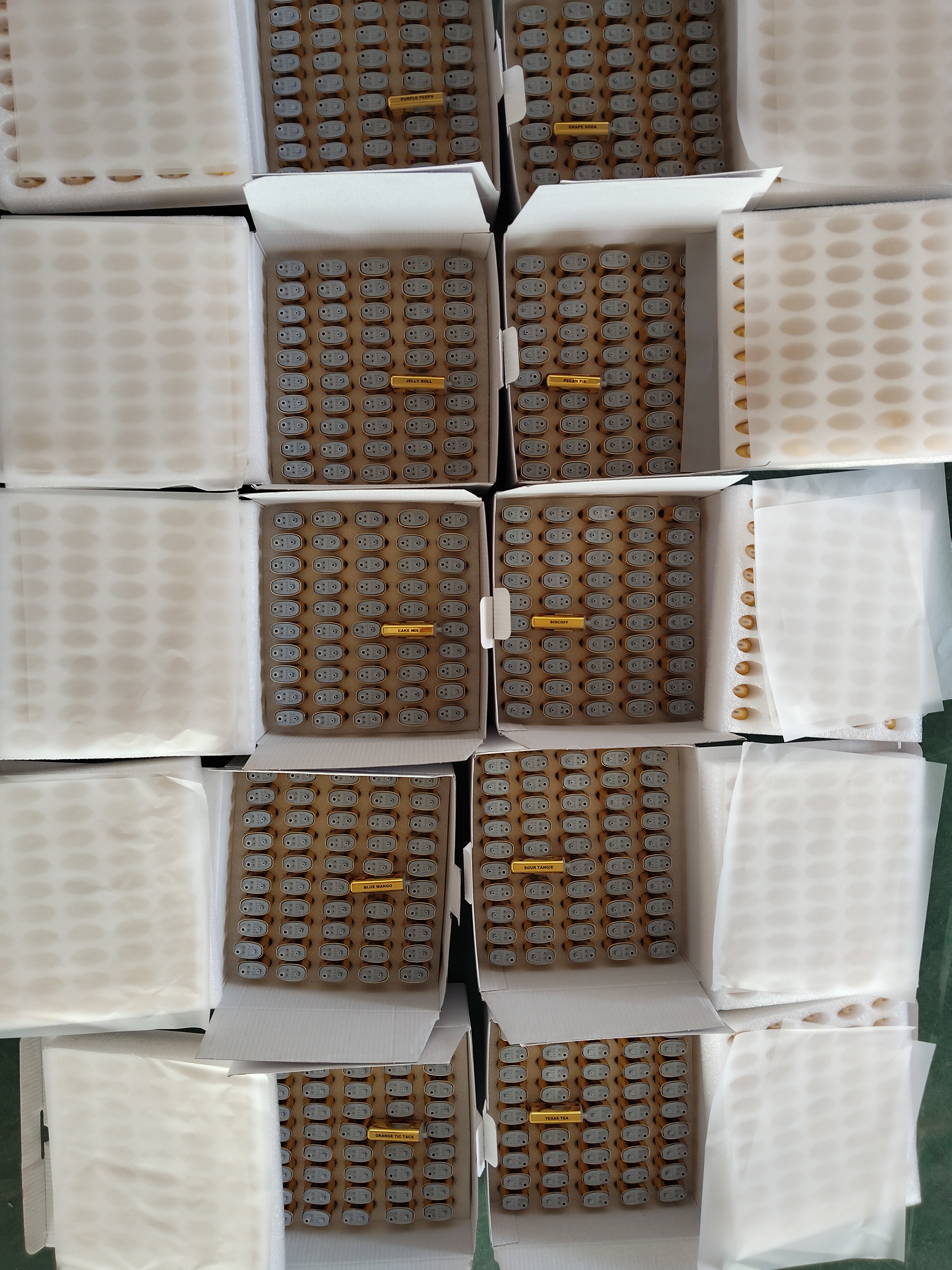 USA Ace Packman V2 LED Empty 2g Disposable Vape review green2j