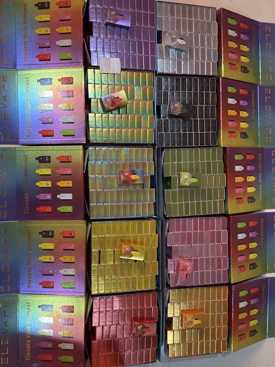 Blinkers LED Empty 2g Disposable Vape review Julia