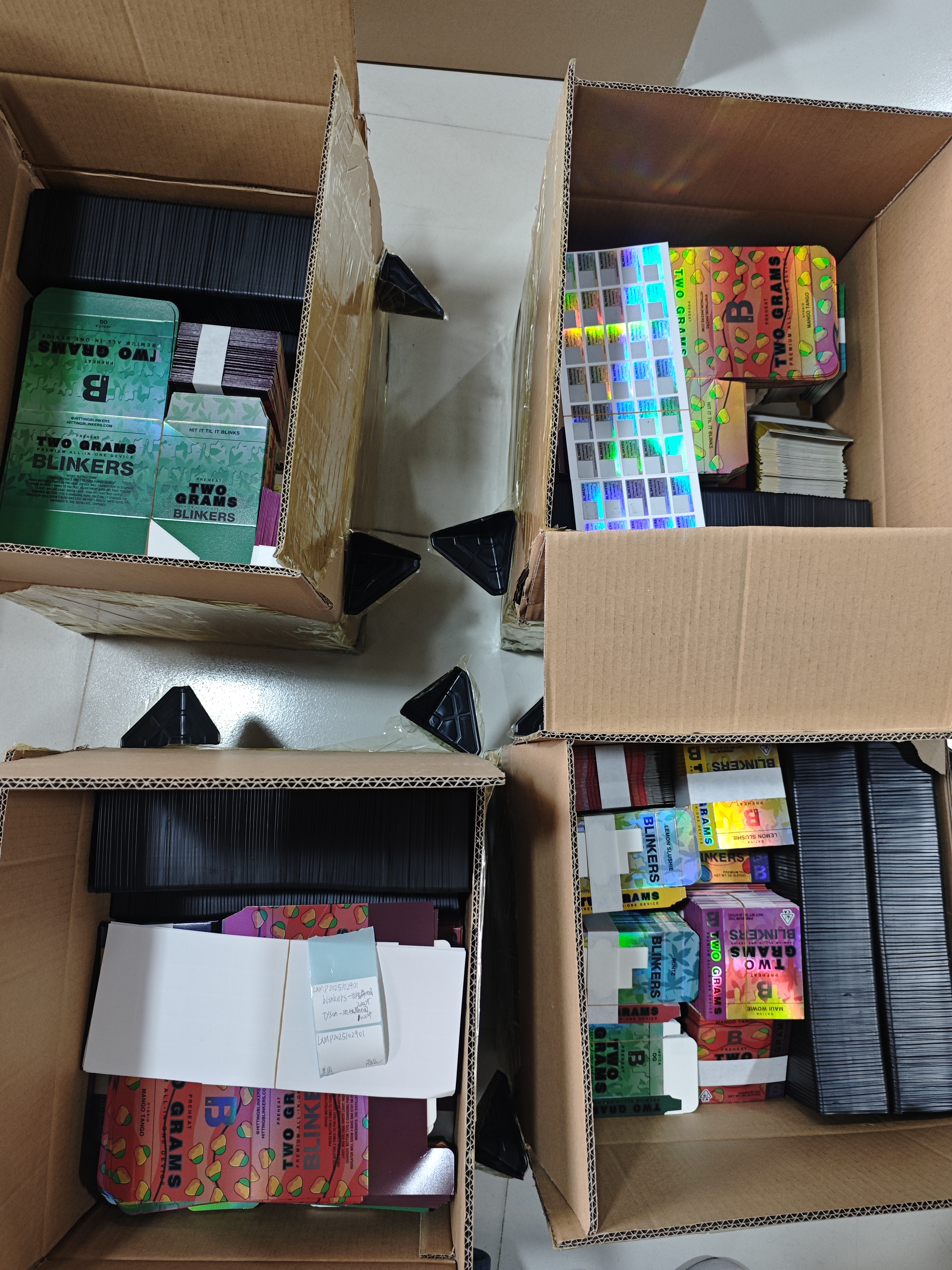 Blinkers LED Empty 2g Disposable Vape review toy