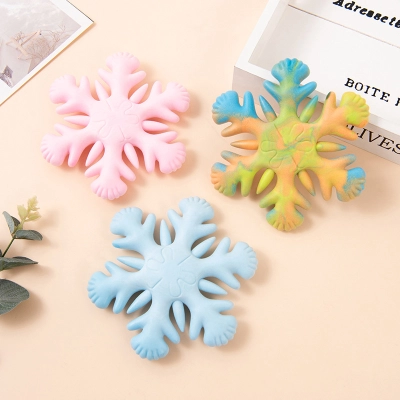 Large Dog Snowflake Shape In Dog Toys 01