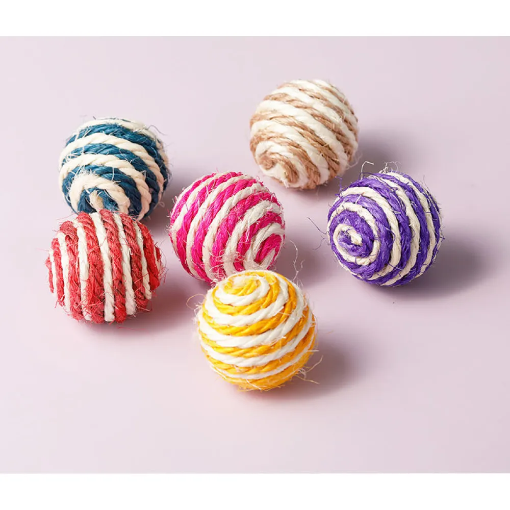 Sisal Ball Cat Toy Teeth Grinding and Biting Resistant