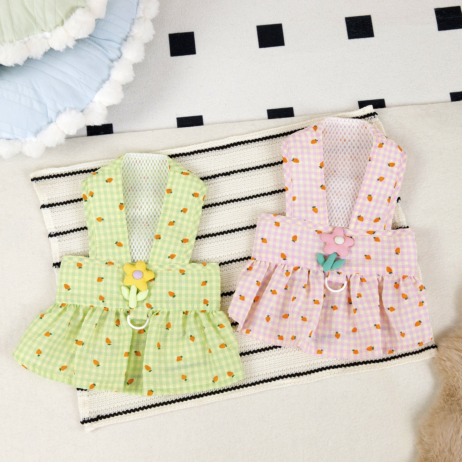 Pet Summer Princess Dress with Flower Leash