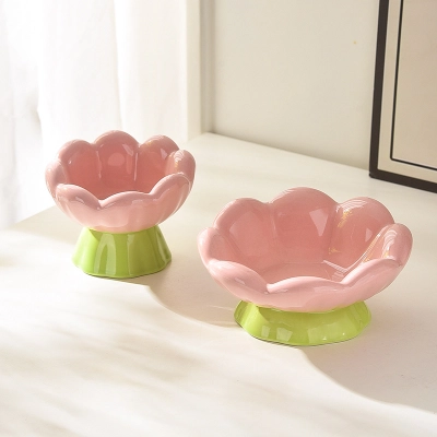 Tulip shaped High leg Ceramic Pet Bowl 01