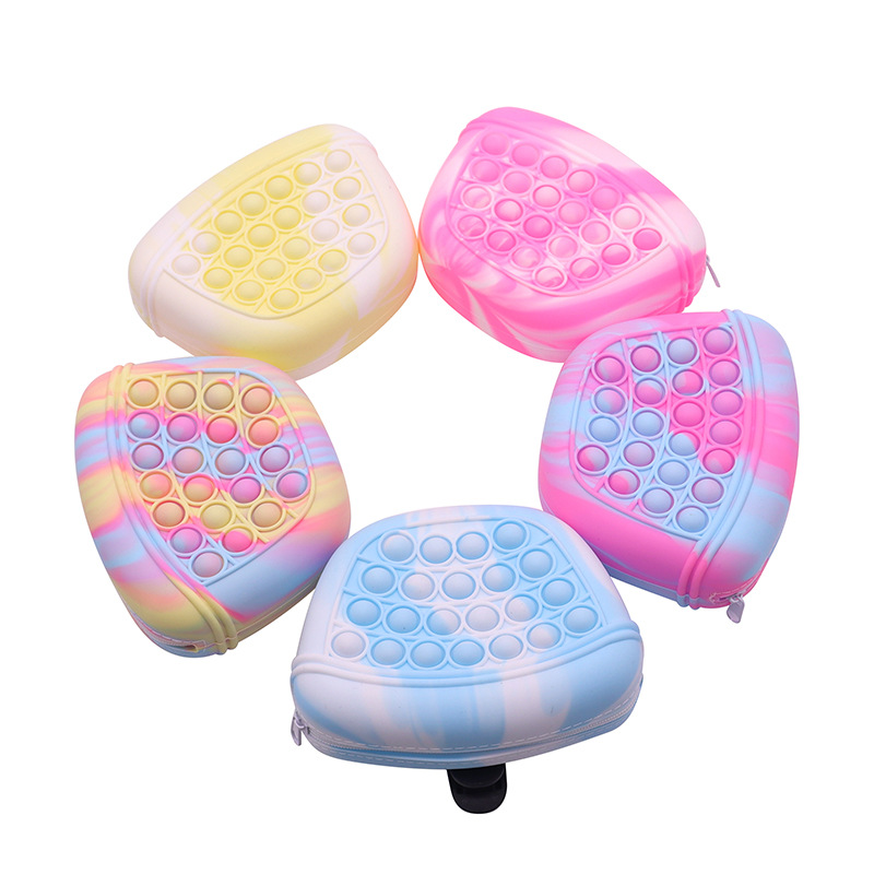 Silicone Pet Treat Pouch Dog Food Carrier