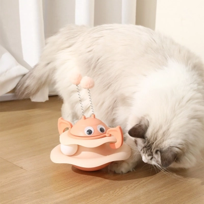 Bee Cat Toy Wobble Ball 02