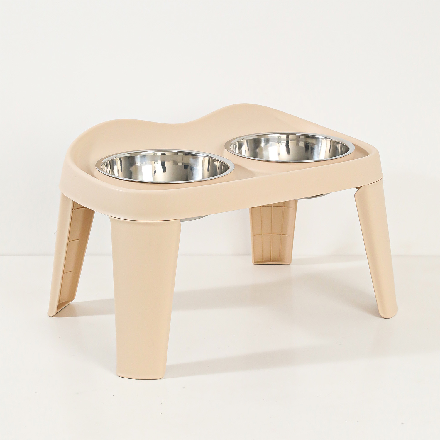 Elevated Dual Bowl Pet Feeder