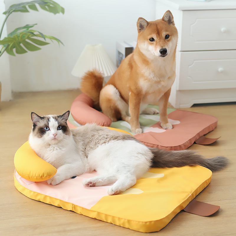 Cooling Pet Mat with Pillow