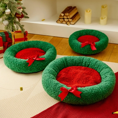 Christmas Plush Pet Bed 01