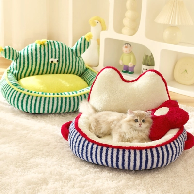 Heart Shape Plush Cat Bed 01