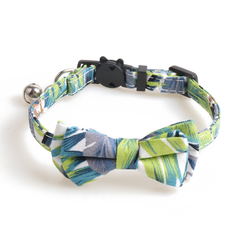 Leaf Print Pet Collar Bow
