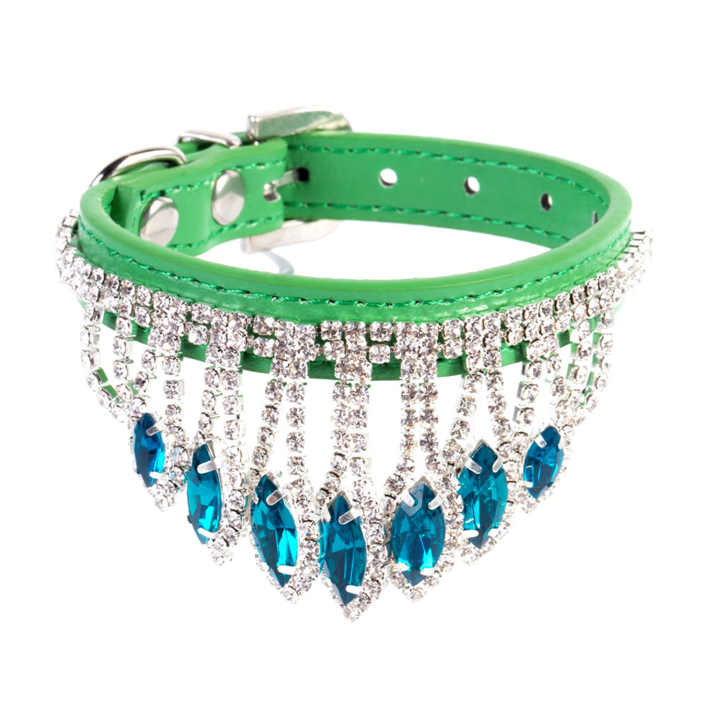 Royal Pet Collar with Gemstones for Special Occasions