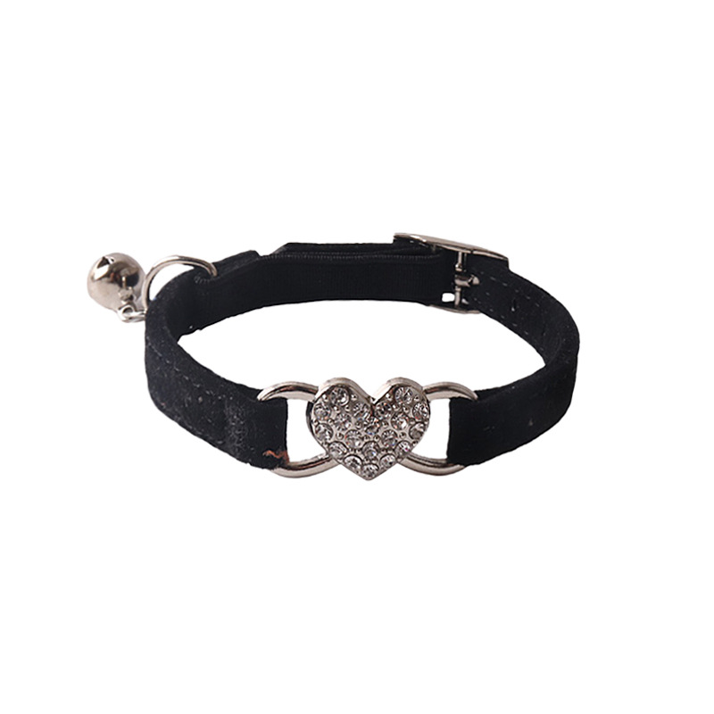 Soft Velvet Heart Shaped Crystal Pet Collar Set