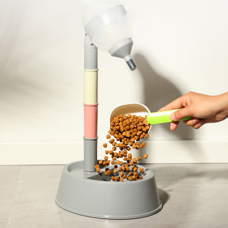 Adjustable Pet Waterer Height Control Drinking Fountain