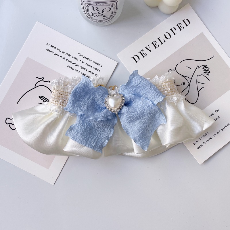 Pet Cream Collar Pearl Heart Bow Set