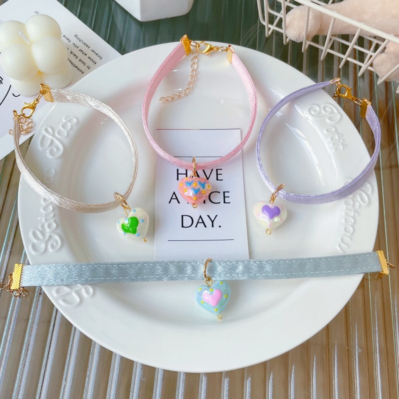Pet Heart Collar Glitter Pendant Four Colors