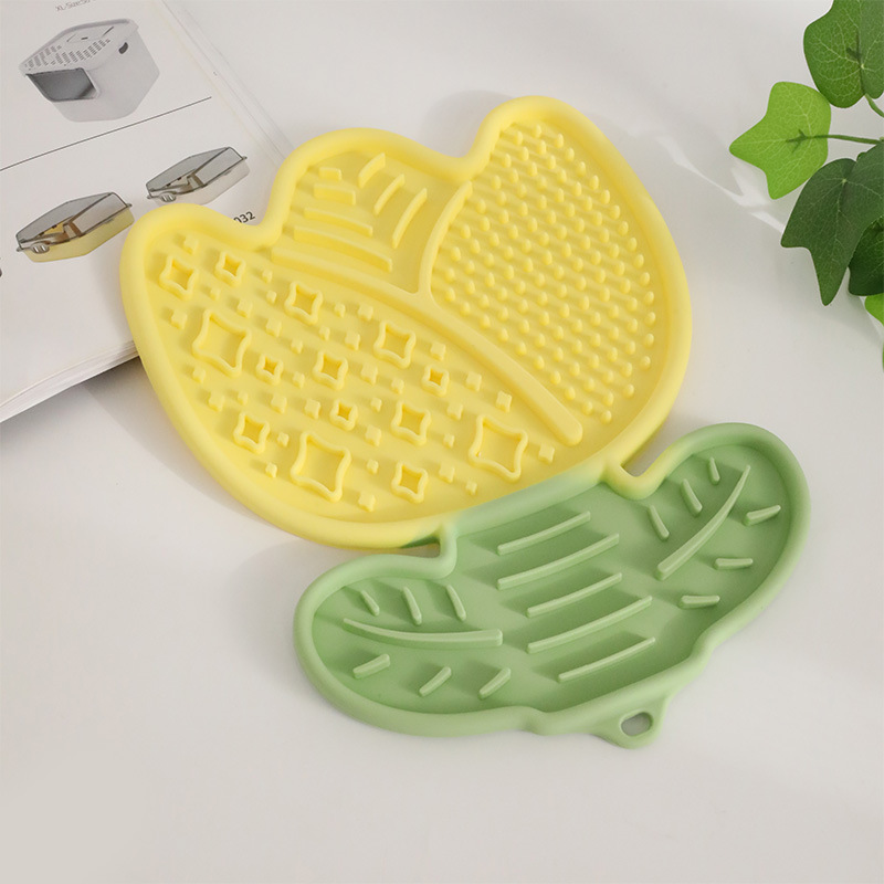 Pet Silicone Lick Mat Non Slip Feeding