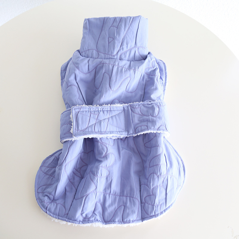Pet Velcro Cape Heart Pattern Plush Trim