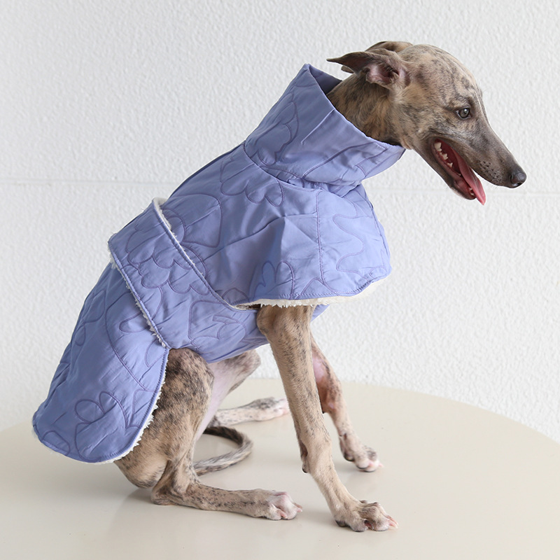 Pet Velcro Cape Heart Pattern Plush Trim