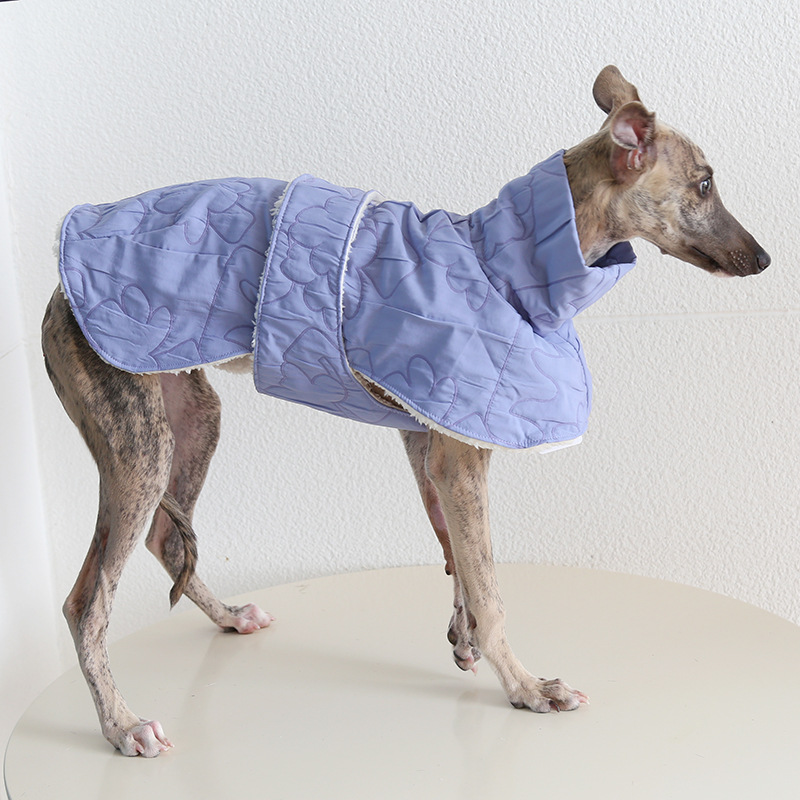 Pet Velcro Cape Heart Pattern Plush Trim
