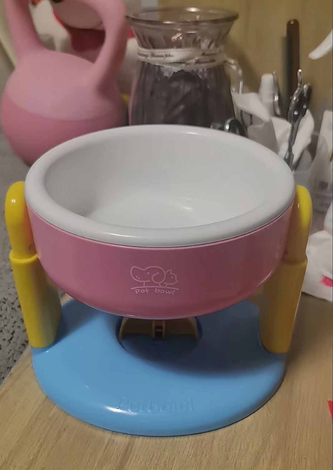 Pet Suction Anti-Tip Feeding Bowl review Robert Wilson
