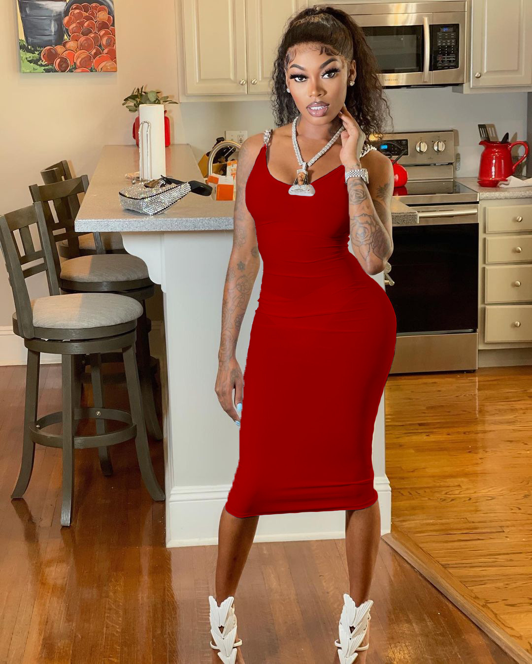 Chain Tight Solid Color Round Neck Sleeveless Off Shoulder Dress