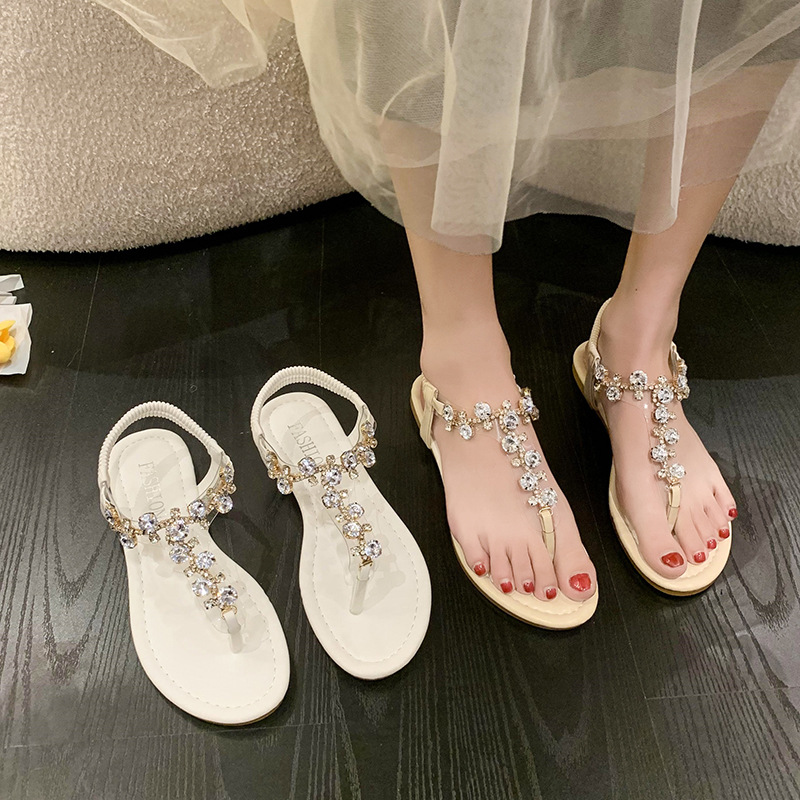 Large Size Beach Thong Sandals With Rhinestones
