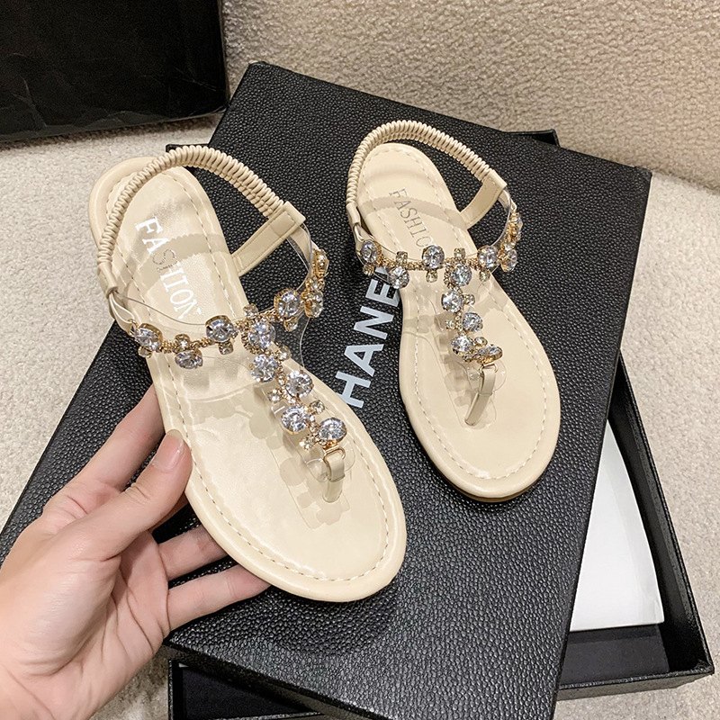 Large Size Beach Thong Sandals With Rhinestones