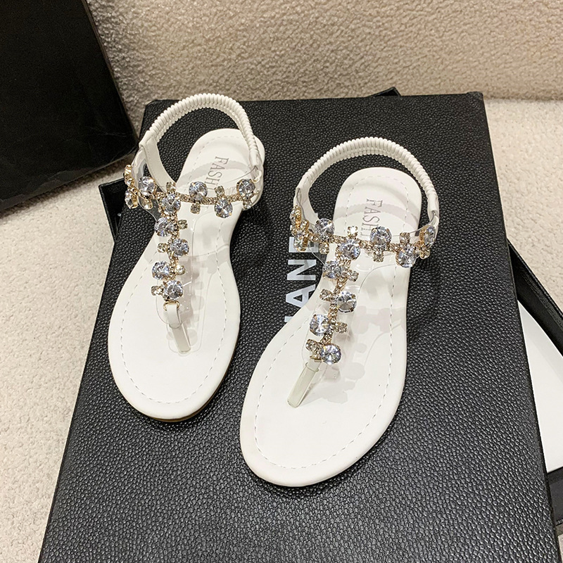 Large Size Beach Thong Sandals With Rhinestones