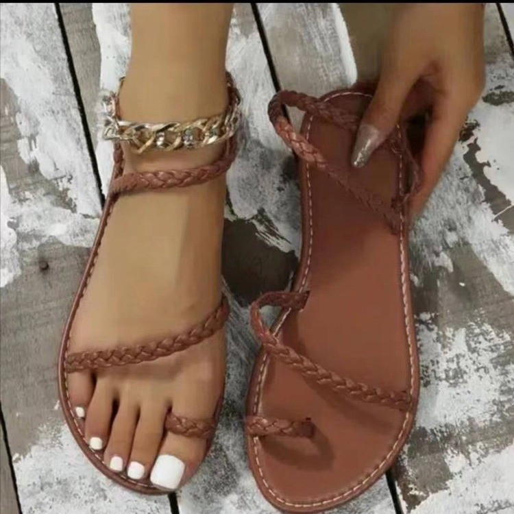 Large Size Braided Toe Ring Flat Sandals for Women