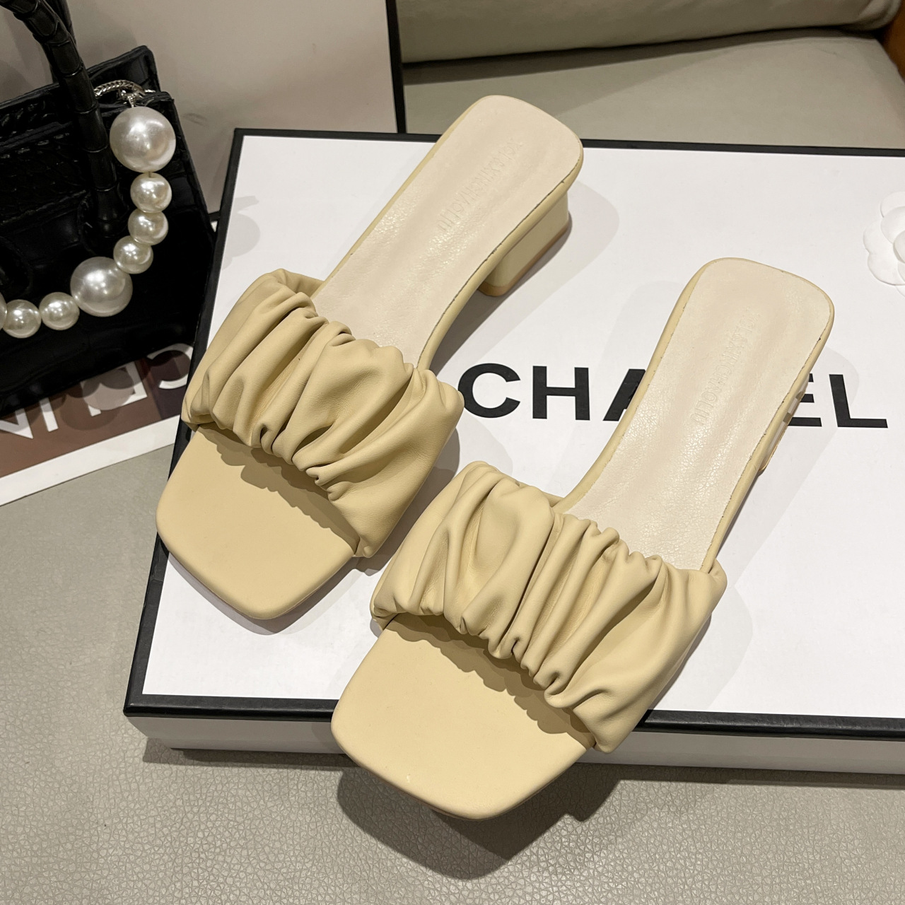 Lazy Half-Up Fashion Pleated Outer Wear Sandals For Women