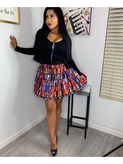 Letter Printed Pleated Skirt 02