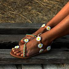 Summer New Flower Flat Women's Toe Ring Sandals review Jessica Parker