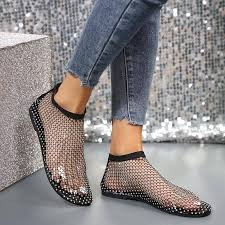 Round-Toe Sandals with Diamond Embellishments review Rachel Thompson