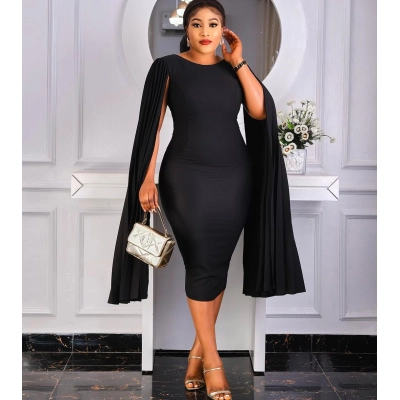 Commuter Mid-Length Round Neck Pleated Cape Dress 02