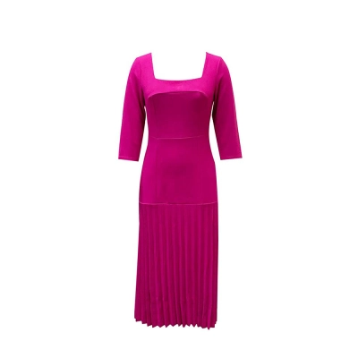Hip-Wrapped Pleated Solid Color Dress 01
