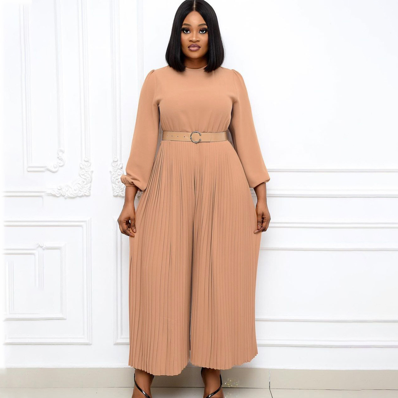 Solid Color Long Sleeve Pleated Slimming Jumpsuit