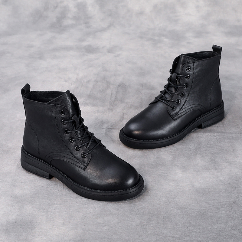 Leather Doc Martens English Style Round Toe Booties