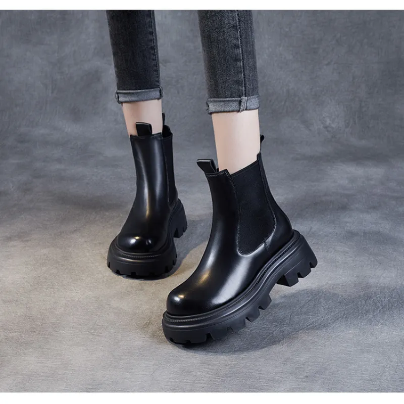 Women's New Fall Leather Vintage English Doc Martens