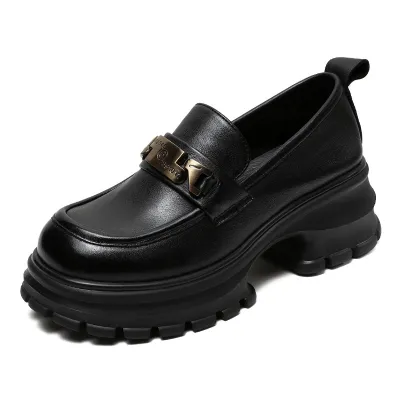 Loafers with Leather Muffin Soles and Small Leather Shoes 02