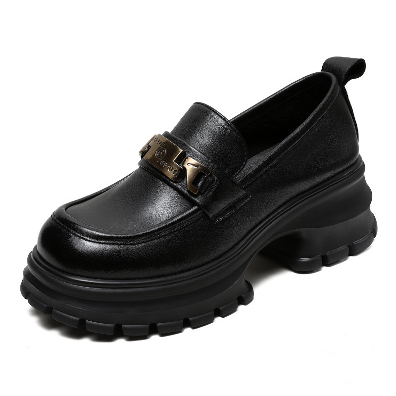 Loafers with Leather Muffin Soles and Small Leather Shoes