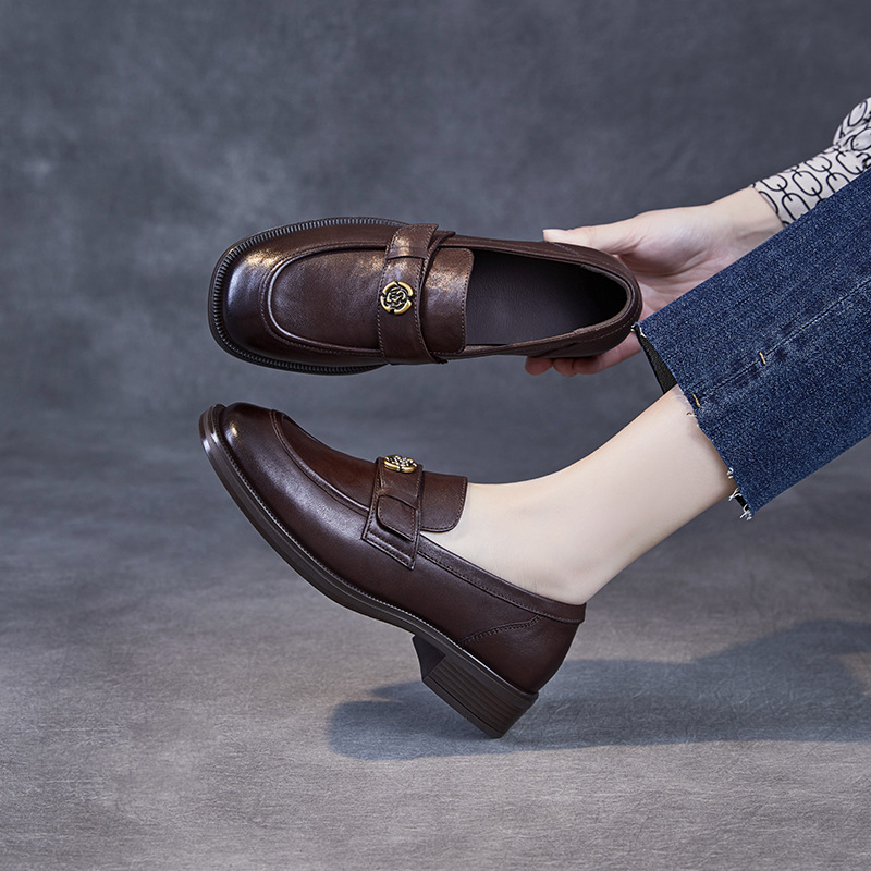 Camellia Accessorized Commuter Low-Heeled Leather Loafers