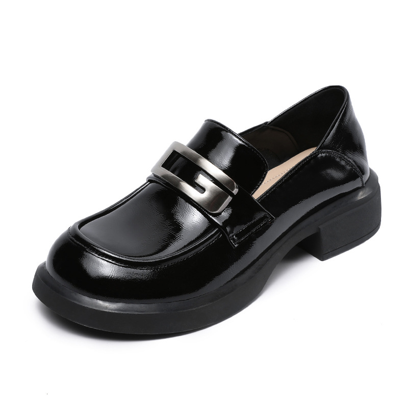 New English Style Thick Heels and Patent Leather Loafers