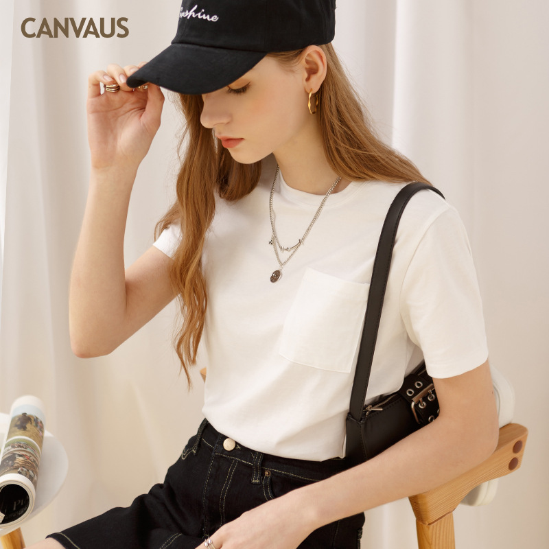 Loose Cotton T-Shirt with Pockets and Round Neck