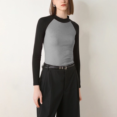 Semi-High-Neck Brushed Long-Sleeved Color-Blocking T-Shirt 02