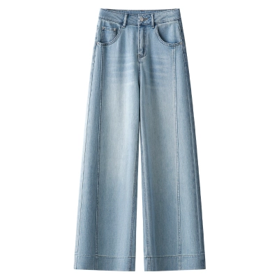 Light Blue Wide-Leg Jeans & High-Waisted Capri Pants Set 01