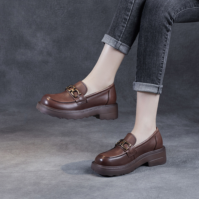 New Shallow Retro Women's Loafers