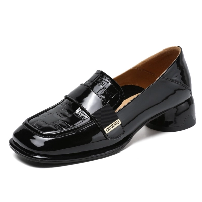 Spring and Autumn Round - Toe Embossed Patent Leather Loafers 02